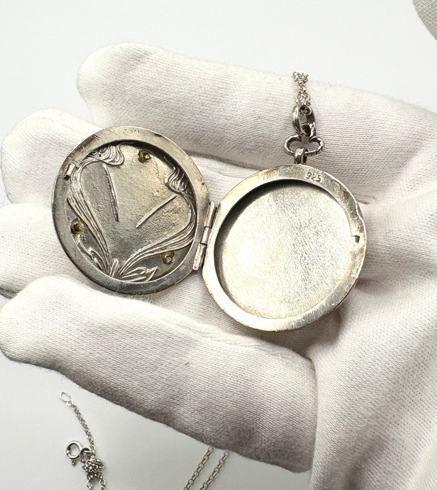 Art Nouveau Sterling Silver & Enamel Flower Locket/Necklace