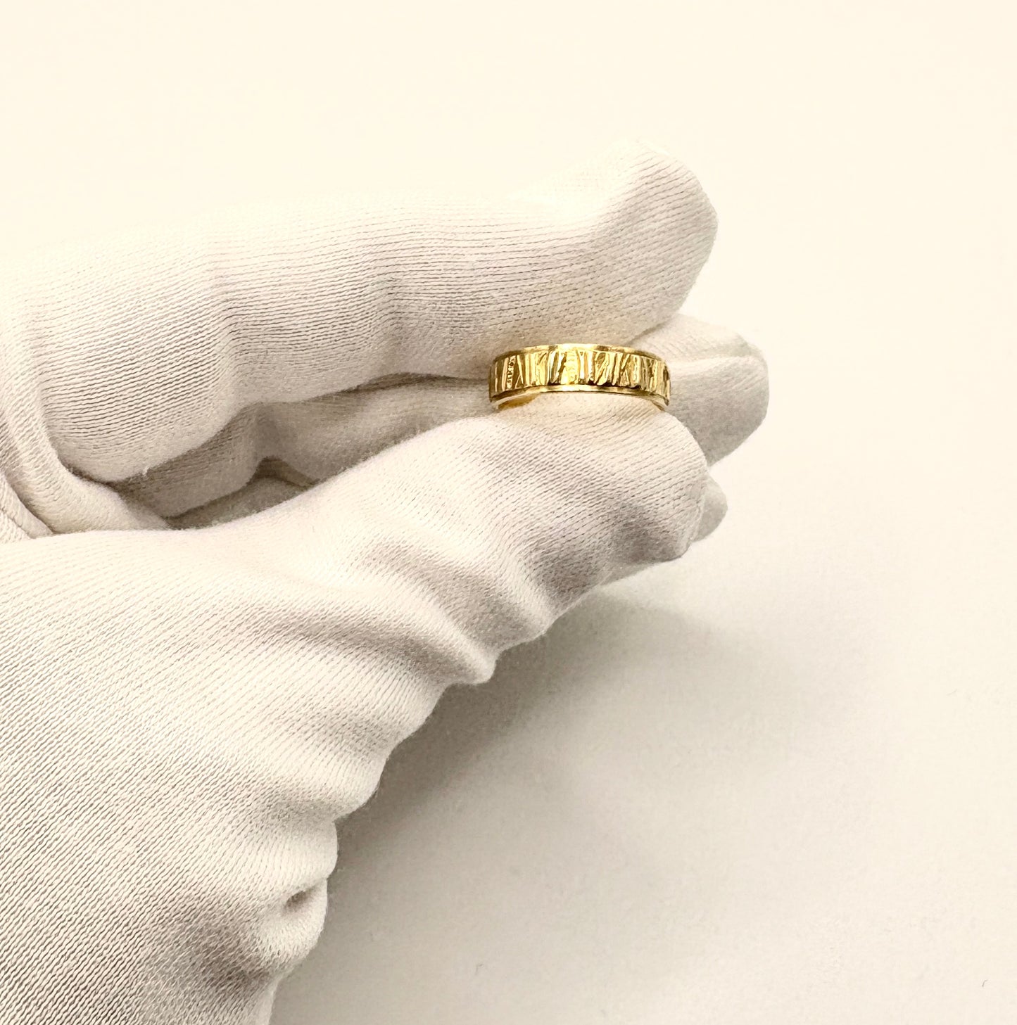Solid gold pinkie finger ring with rune symbols, 18ct 750 yellow gold