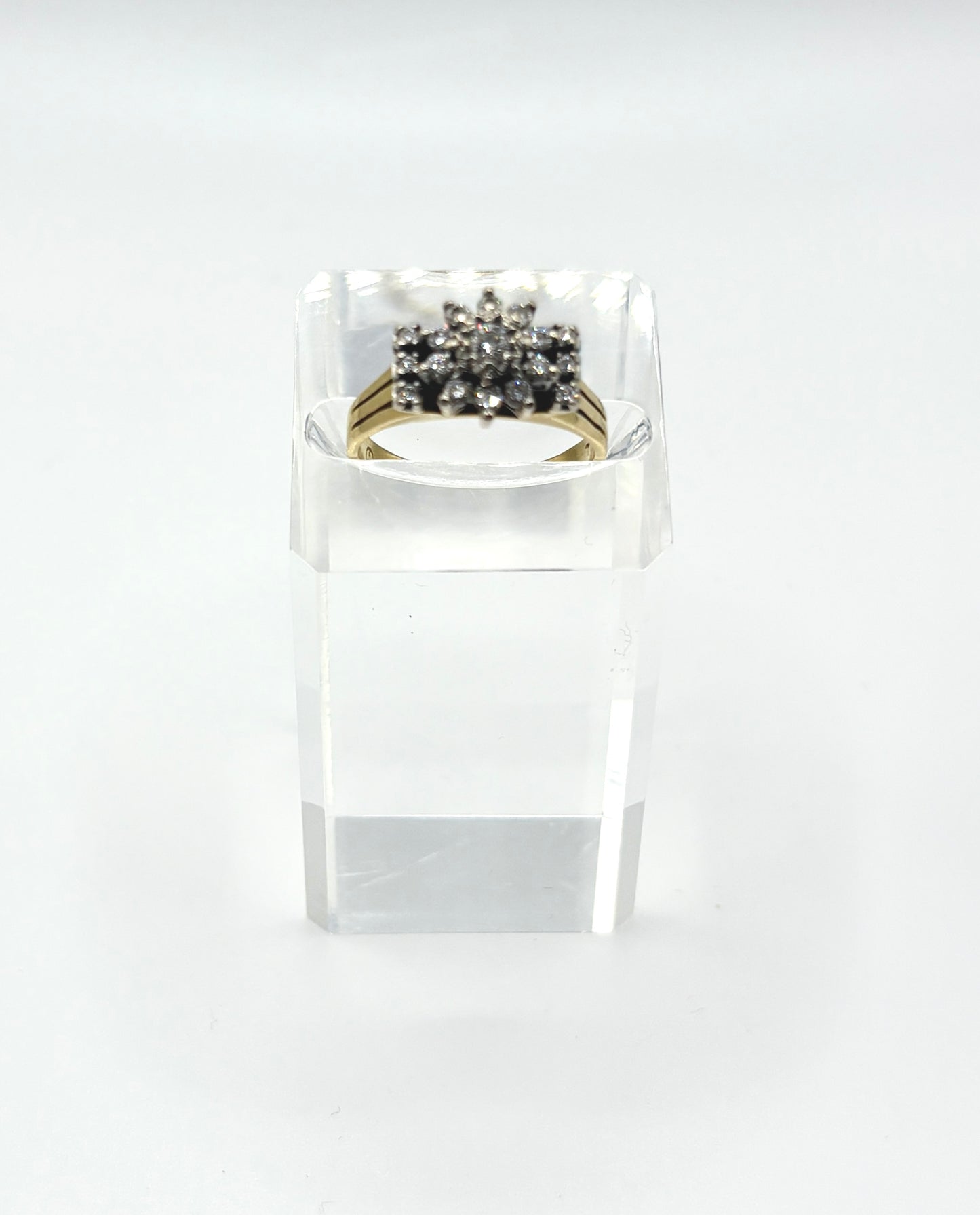 18ct Yellow Gold Statement Ring with Diamonds