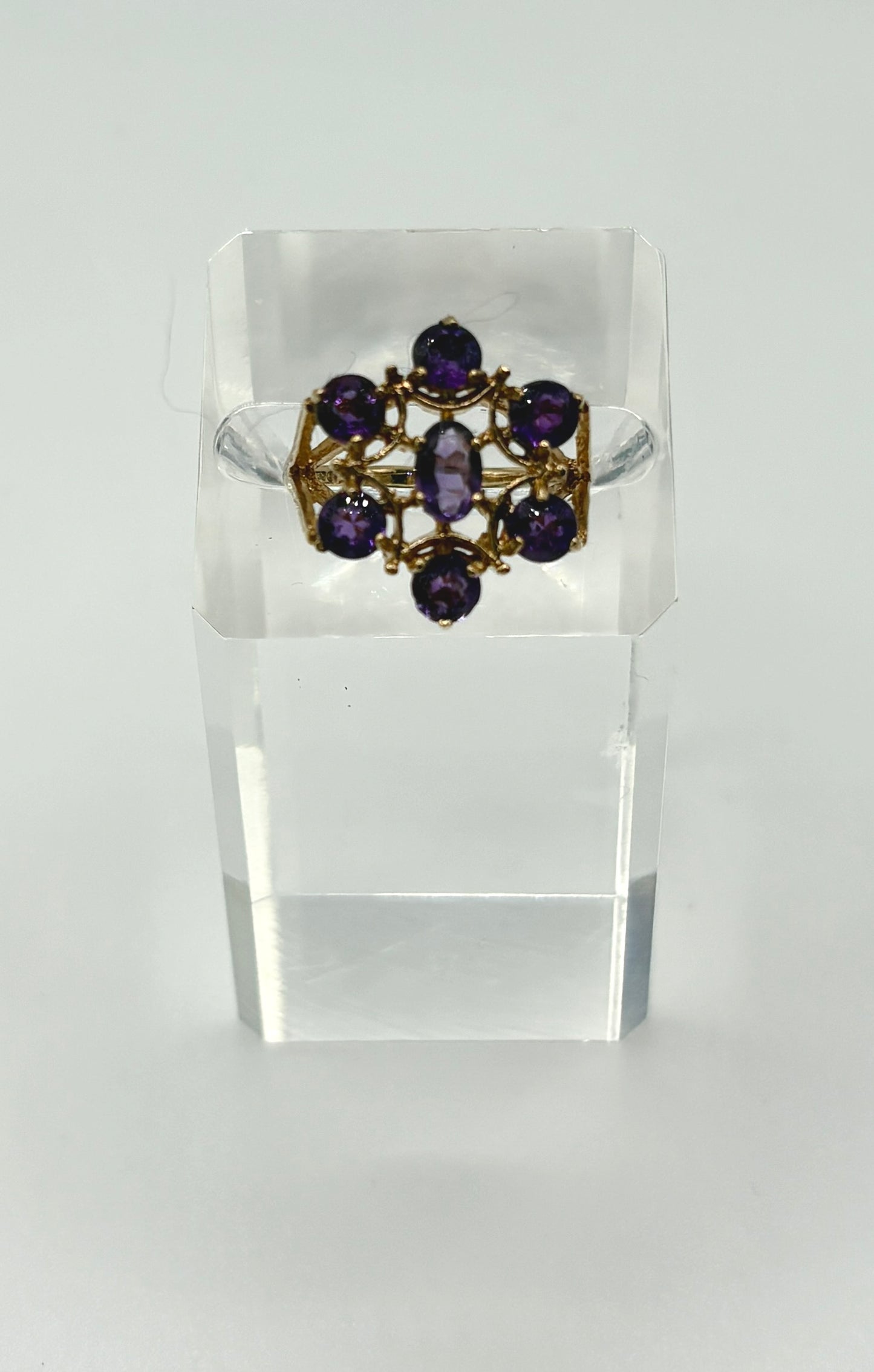 9ct Yellow Gold Amethyst Flower Statement Ring