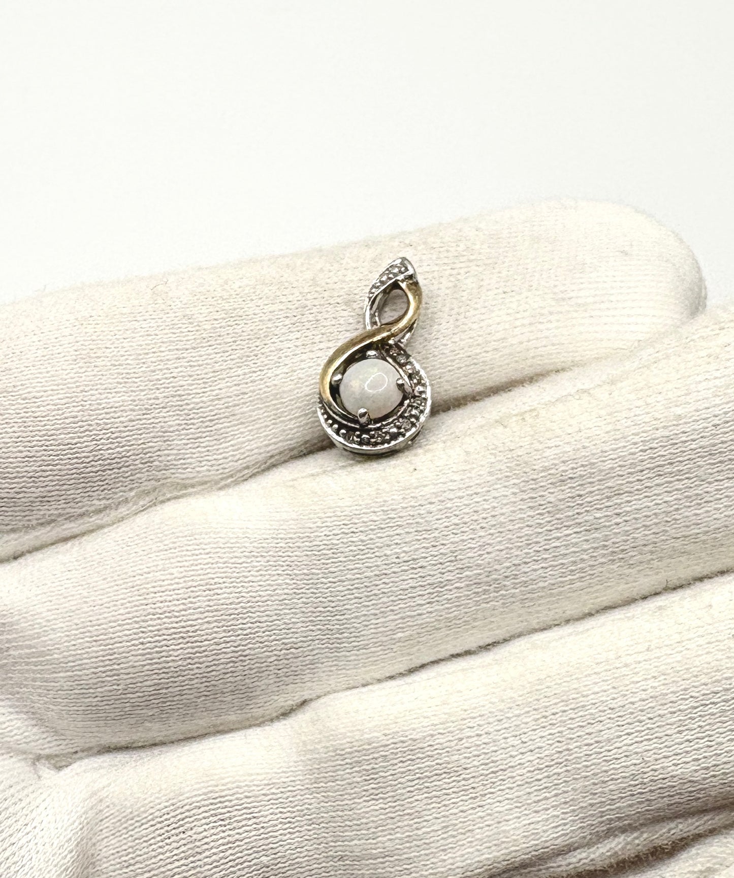 Opal & Diamond Pendant Solid Silver 925 & 9ct yellow Gold