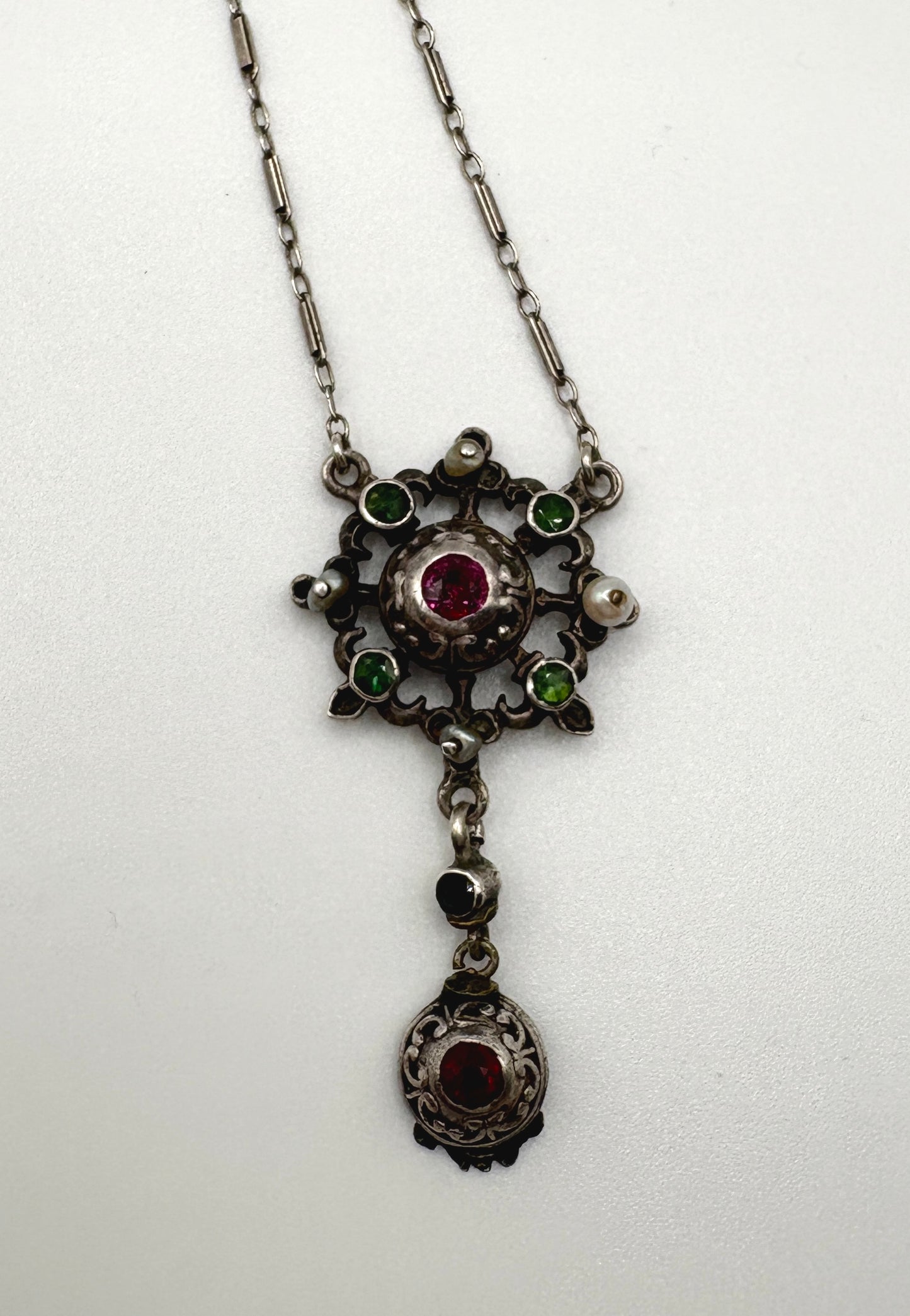 Antique Austro-Hungarian Solid Silver Necklace with garnets