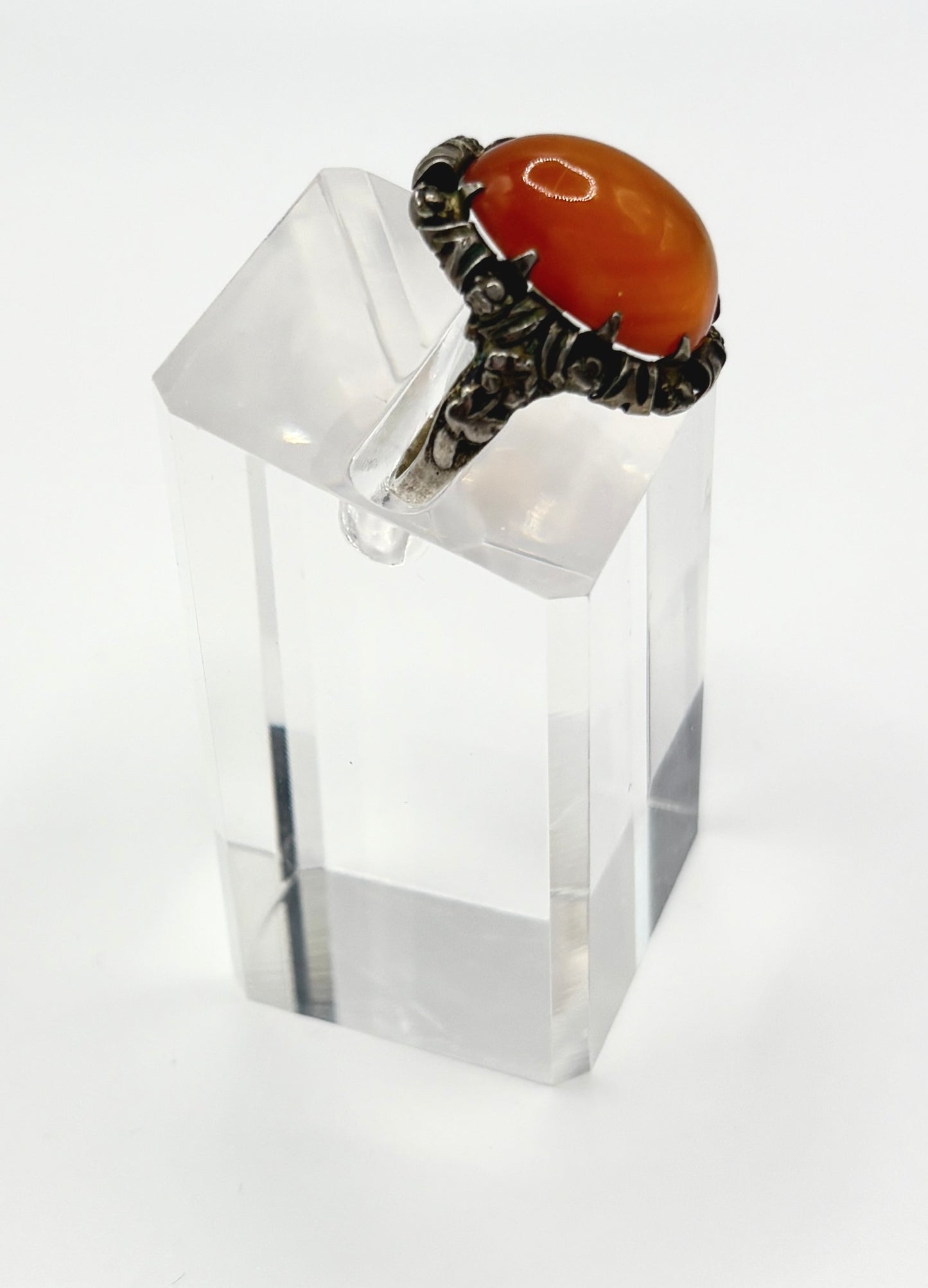 Art Deco Solid Silver Oval Cabochon Carnelian Ring